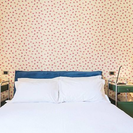 Colored And Spacious Flat Close To Navigli By Easylife Milano Ngoại thất bức ảnh