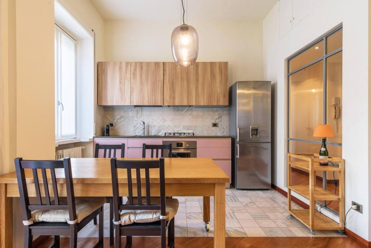 Colored And Spacious Flat Close To Navigli By Easylife Milano Ngoại thất bức ảnh