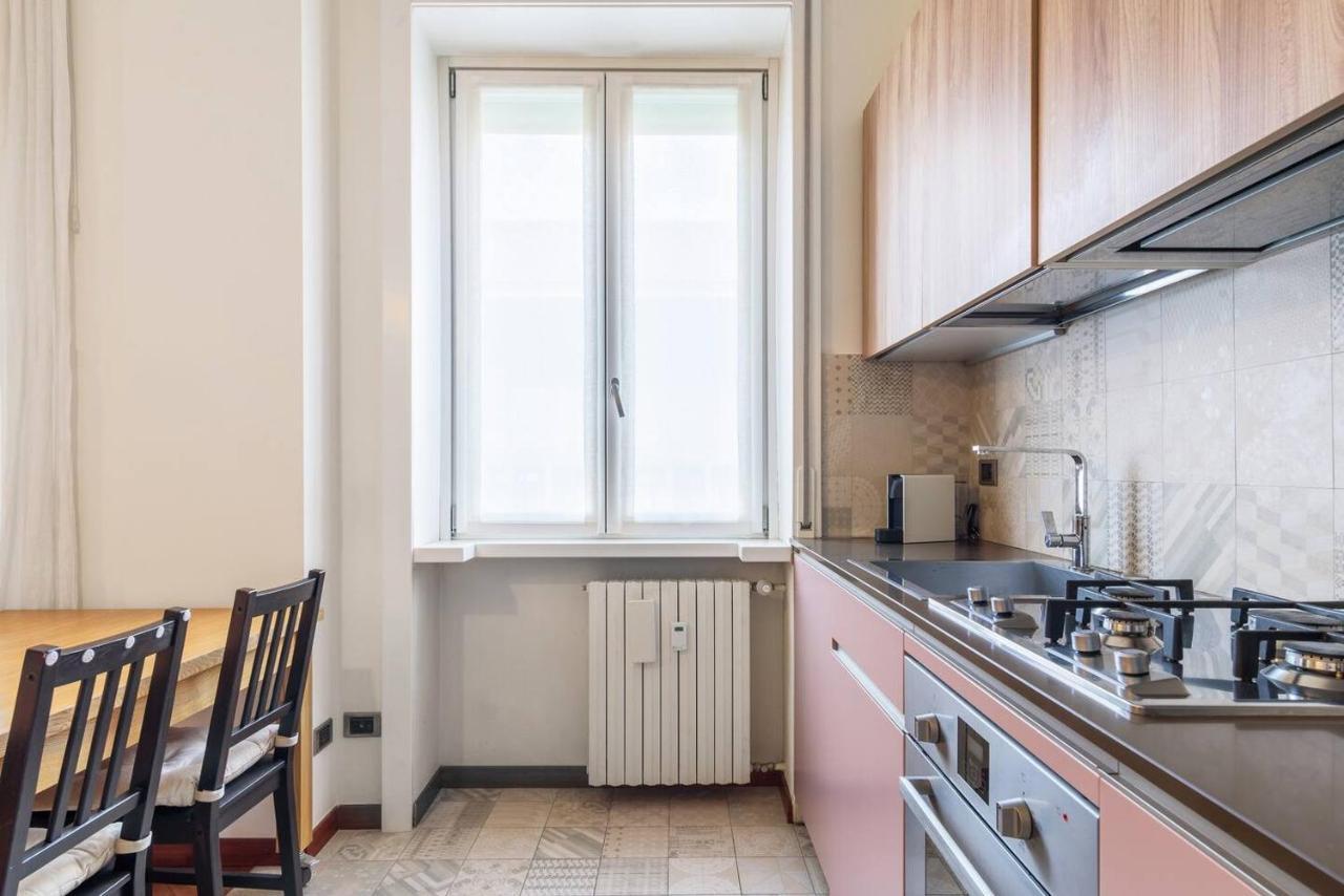 Colored And Spacious Flat Close To Navigli By Easylife Milano Ngoại thất bức ảnh
