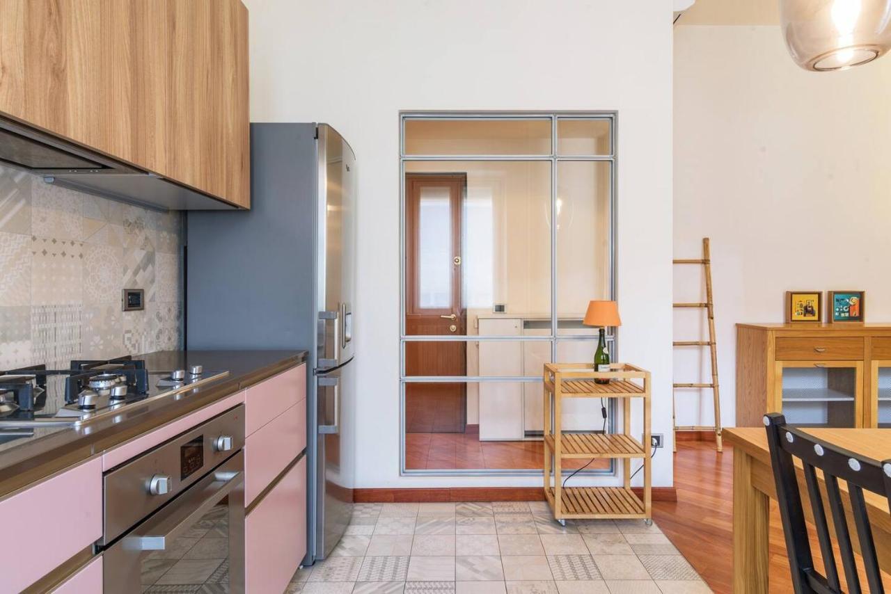 Colored And Spacious Flat Close To Navigli By Easylife Milano Ngoại thất bức ảnh